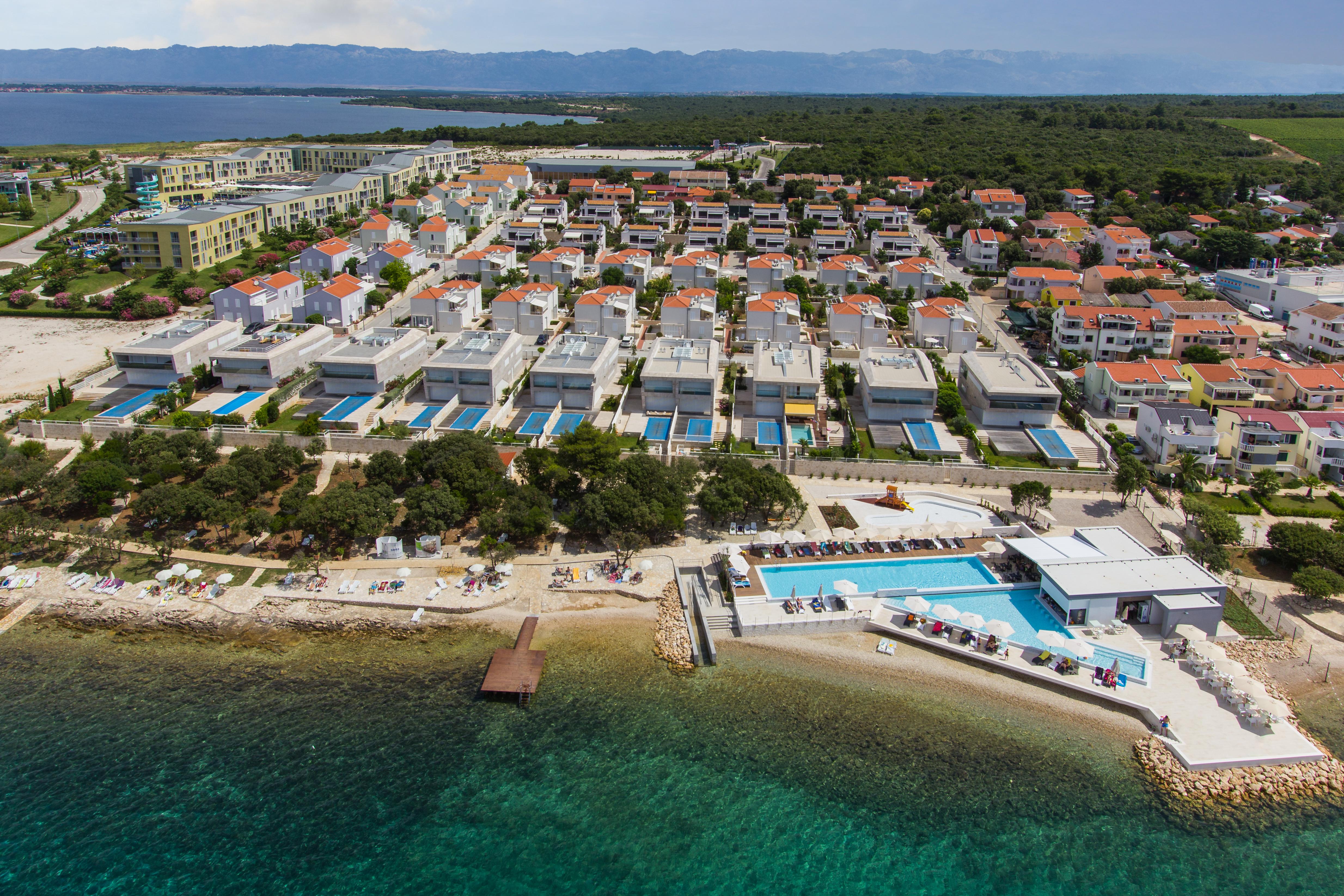 Sunnyside Apartments Resort Петркане Екстериор снимка
