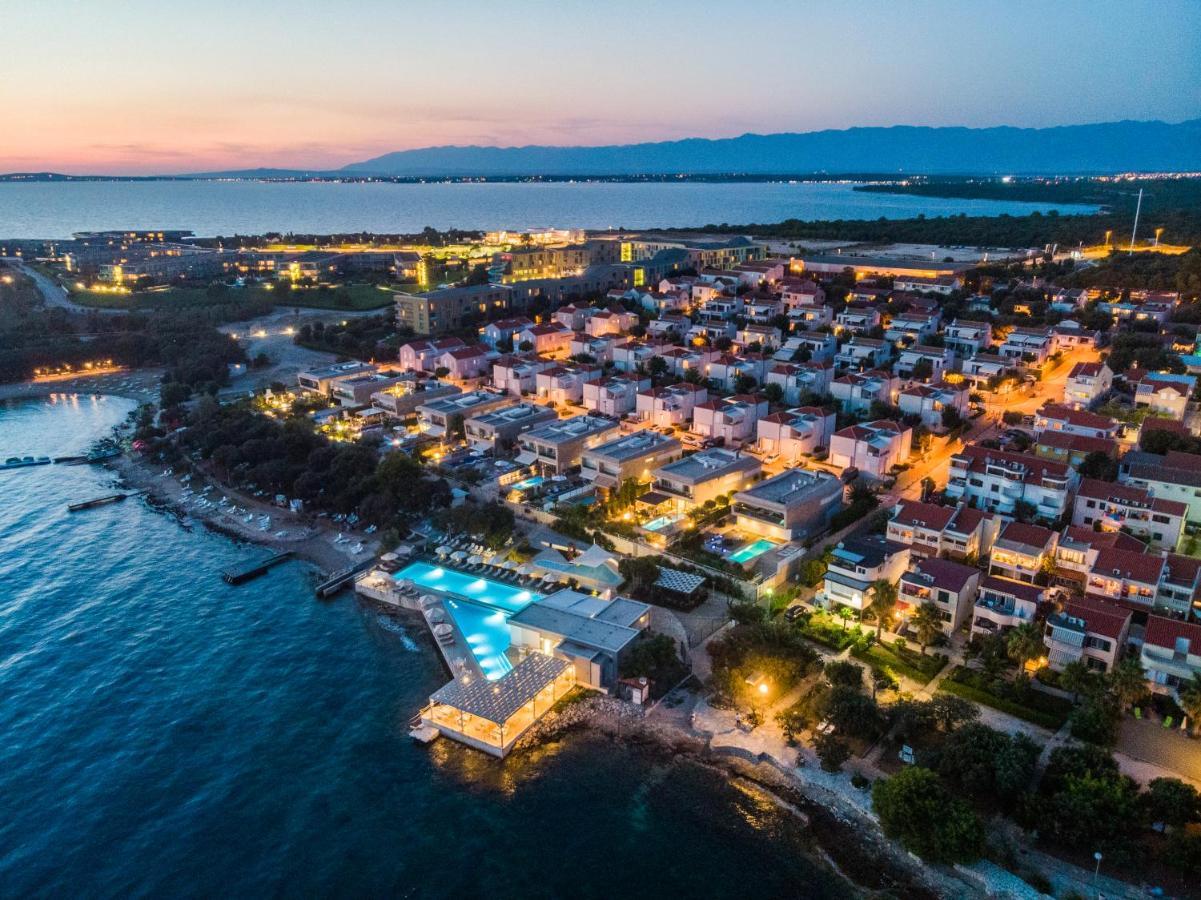 Sunnyside Apartments Resort Петркане Екстериор снимка