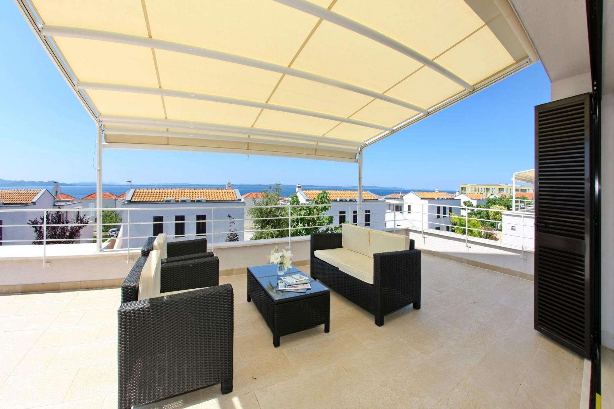 Sunnyside Apartments Resort Петркане Екстериор снимка